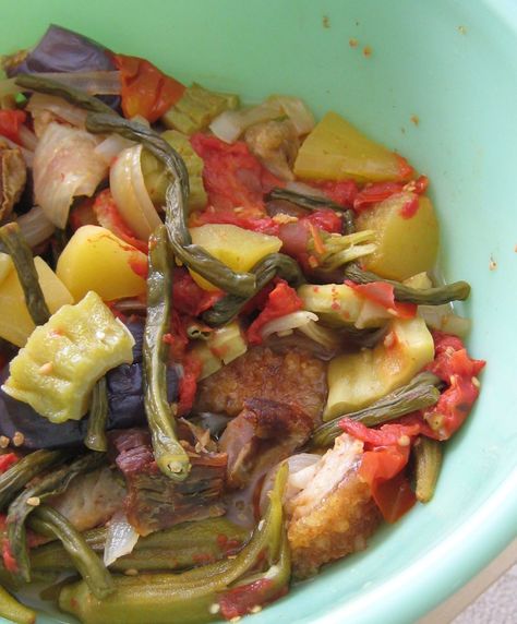 Pinakbet!!! Pinoy Bistek Recipe, Pinoy Cooking Recipes By Janette, Pinakbet Recipe Ilocano, Pinakbet Recipe, Pilipino Food Recipe, Pininyahang Manok Recipe Panlasang Pinoy, Philippines Recipes, Yummy Vegetable Recipes, Shrimp Recipes For Dinner