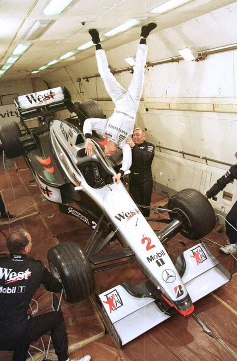 F1 Moments, Funny Jump, David Coulthard, F1 Mclaren, James Hunt, Mclaren Formula 1, Mick Schumacher, Pit Crew, Mclaren Mp4