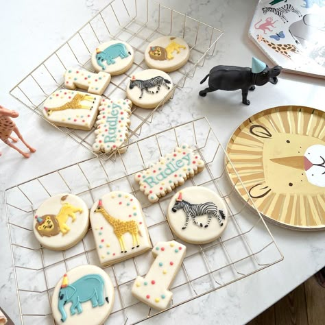 Zoo Party Animals Birthday, Animal Cookies For Birthday, Party Animal Birthday Cupcakes, Party Animal Royal Icing Cookies, Party Animal Birthday Theme Cookies, Party Animal Dessert Table, Party Animal First Birthday Decorations, Party Animals 1st Birthday, 1st Birthday Party Animal Theme