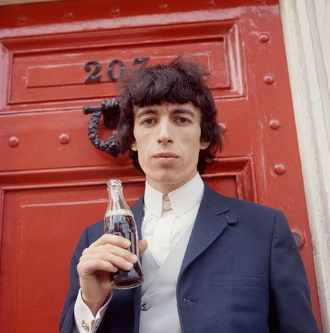 Bill Wyman photographed by Terry O'Neill, 1964. Happy Birthday Bill, Terry O Neill, Bill Wyman, Like A Rolling Stone, Roger Daltrey, Ronnie Wood, The Quiet Ones, Charlie Watts, Stone World