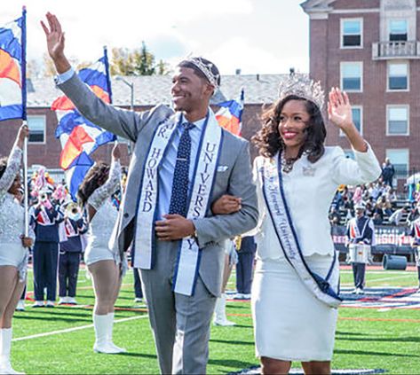 Hbcu Homecoming, Black Diaspora, Homecoming King, College Vision Board, Homecoming Court, College Event, Throwback Songs, Homecoming Parade, Ebony Magazine