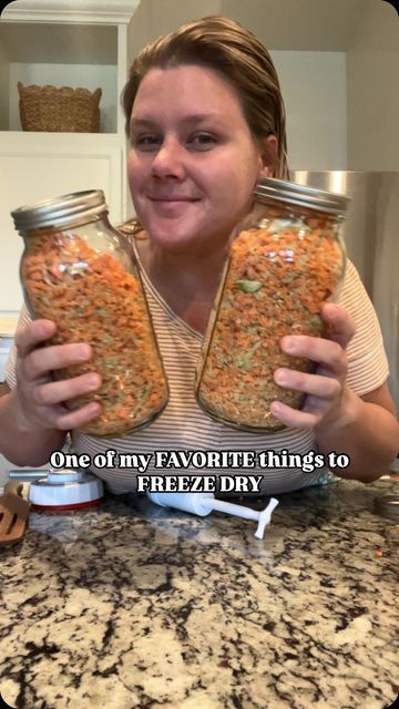 Abbie Flake on Instagram: "This easy mirepoix can be tossed into any dish! It saves me time and money being able to freeze dry it like this, and it reheats beautifully in soups!  I have the medium @harvest_right freeze dryer! They’re having a $500 OFF SALE right now! Linked in my bio for ya!❤️  #homestead #homesteading #homesteader #homemaking #homemaker #oldworldskills #gardening #garden #foodpreserving #chaosgarden #zone9b #chaosgardening #cutflowers #foodpreservation #freezedried #canning #canner #chickencoop #chickens #collectingeggs" Freeze Dried Soup Recipes, How To Freeze Dry Potatoes, Freeze Dried Food Recipes, Freeze Dryer Setup, Freeze Dryer Meal Recipes, Dry Canning, Freeze Dryer Ideas, Freeze Dryer, Diy Freeze Dried Meals