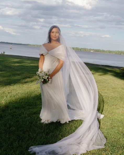 Megan, in her absolutely stunning custome designed dress by @antoine.guerin_ I did makeup for Megan, her mom (in pink dress), and her aunt hair and makeup (in red dress) It was such a pleasure to be part of this absolutely stylish and wonderful day! Forever thankful ! Ph: @katethompsonweddings Dress: @antoine.guerin_ & @lucagalasso Florals: @oliveandorangefloral Venue: @glenfoerd @jh_weddings @jeddkristjan Bride: @megan.soria Makeup by me @diana_k_beauty for @airhairandmakeup #brida... Antoine Guerin, Wonderful Day, Hair And Makeup, K Beauty, Pink Dress, Red Dress, Designer Dresses, Hair Makeup, Custom Design