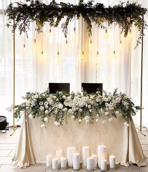 Wedding Bride And Groom Table Decor, Head Tables Wedding, Head Table Wedding Decorations Outdoor, Mr And Mrs Table Backdrop, Sweetheart Table 2023, Wedding Table Decorations Bride Groom, Wedding High Table Decor, Sweetheart Table Decorations Wedding, Head Wedding Table Ideas