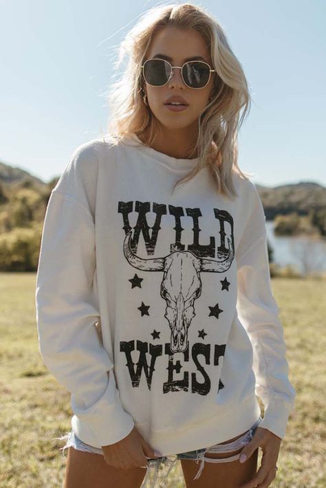 $6.3 White WILD WEST Steer Skull Graphic Ribbed Sweatshirt Wholesale Lisa Fischer, Steer Skull, Dress Purse, Loungewear Dresses, Skull Pattern, Romper And Jacket, Skull Graphic, The Wild West, Sweaters Online