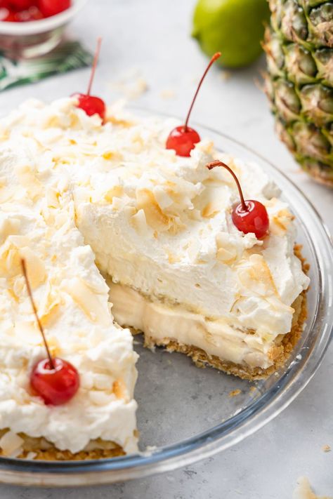 Piña Colada Pie Pina Colada Pie Recipe, Pina Colada Pie, Bulk Meals, Coconut Cookie, Coconut Custard, Cream Pie Recipes, Delectable Desserts, Wafer Cookies, Coconut Cookies