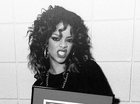 Rihanna🔥 Rihanna Love, Ayesha Erotica, Eddie Guerrero, Rihanna Looks, Rihanna Photos, Rihanna Riri, Bad Gal, Rihanna Fenty, Black And White Aesthetic