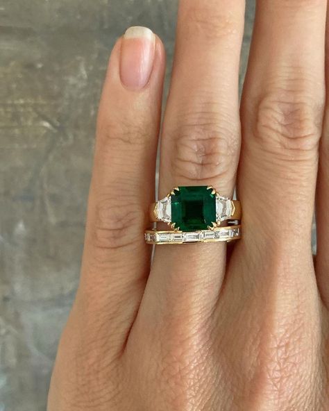 Emerald Engagement Rings, Emerald Engagement Ring Green, Emerald Ring Vintage, Emerald Wedding Rings, Engagement Ring Inspiration, Future Engagement Rings, Edwardian Jewelry, The Zoe Report, Colored Engagement Rings