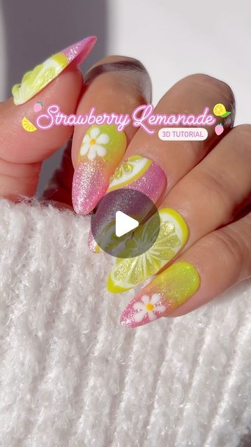 Jeanette Flores on Instagram: "🚨Summer nail trend alert🚨 3D fruit nails!! 🍋🍓🍋🍓🍋🍓   Save & Share this delicious strawberry lemonade tutorial for your next summer set!💅🏽  What fruit should I try next? 🍇🍒🍉🍍🥝  Using @dndgel (code: JEN25) •012 Dollhouse  •Perfect White 156 •016 Limoncello Bling •Mimosa 203 •Nail Art Liner Brush 11 •Top Gel No Cleanse 600  •Rhinestone Adhesive | Clear 3D Gel  #dndgelpolish #dndgel #summernails #3dnailart #fruitnails #strawberrylemonade #lemonnails #chromenails #easynails #diynails #nailtutorials #nailvideos #easynaildesigns #ombrenails #strawberrynails #neonnails #summer2024 #glazednails #summerinspo" Pink Lemonade Nail Designs, Strawberry Lemonade Nails, Glitter Mimosa, Fruit Nails Design, Pink Lemonade Nails, Nail Polish Art Designs, Berry Nails, Fruit Nails, Lemon Nails