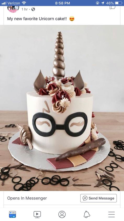 Tort Harry Potter, Gateau Harry Potter, 7th Birthday Cakes, Harry Potter Food, Harry Potter Cake, A Birthday Cake, Harry Potter Birthday, Cool Birthday Cakes, Unicorn Cake