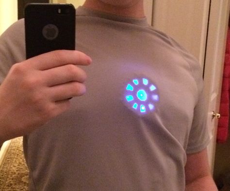 Hello internet! Today I will walk you through, in my opinion, the simplest Arc Reactor you can make. The Reactor itself is not very accurate, however,... Easy Superhero Costumes Last Minute, Boys Funny Halloween Costumes, Tony Stark Halloween Costume, Diy Marvel Costumes Men, Diy Tony Stark Costume, Last Minute Superhero Costume, Diy Arc Reactor, Iron Man Diy Costume, Last Minute Halloween Costumes Men