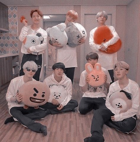 Bts Emoji, Bts History, Bts Jungkook Birthday, Bts Group Picture, Bts Backgrounds, Bts Aesthetic Wallpaper For Phone, Bts Group Photos, Park Jimin Cute, Photoshoot Bts