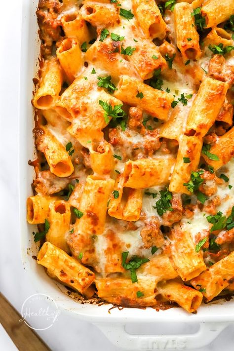 Best Rigatoni Recipe, Baked Rigatoni Recipe, Rigatoni Recipe, Hearty Chili Recipe, Hearty Salad Recipes, Rigatoni Recipes, Baked Rigatoni, Marinara Sauce Homemade, Healthy Baked