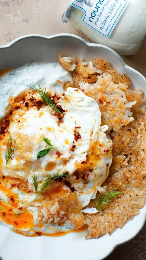 nounoscreamery on Instagram: A delicious twist on Turkish Eggs. Sam from @quartersoulcrisis marries Turkish eggs with crispy brown rice to create this recipe using our… Dinner With Yogurt, Eggs Over Rice, Crispy Brown Rice, Birria Chilaquiles, Eggs Recipes For Dinner, Savory Greek Yogurt Recipes, Egg And Rice Recipes, Rice And Eggs Breakfast, Breakfast Rice Recipes