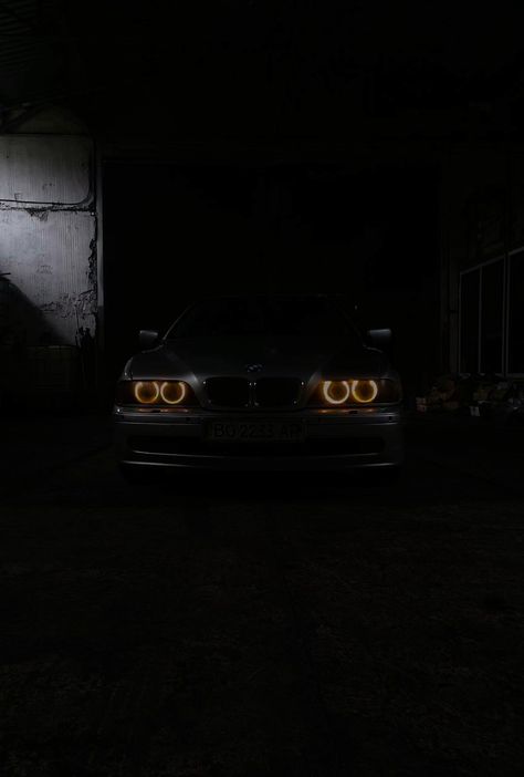 Bmw Angel Eyes, Serie Bmw, Bmw Wallpapers, Eyes Wallpaper, Bmw E39, Street Racing Cars, Street Racing, Angel Eyes, Diy Lighting