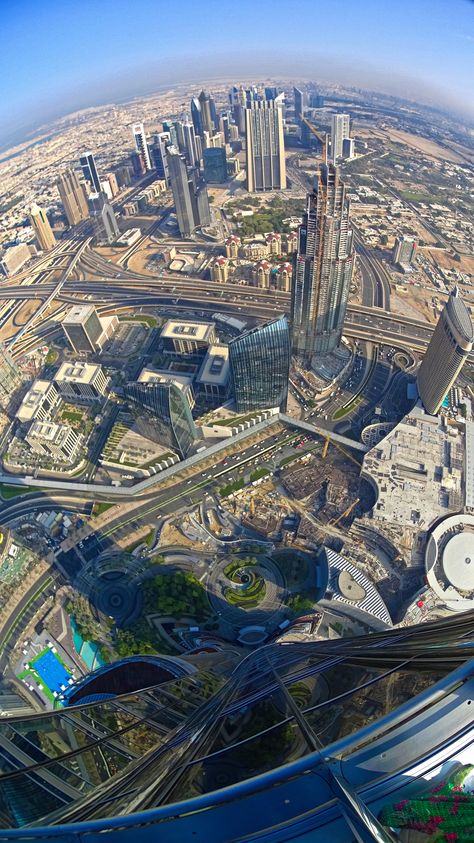 Dubai Top View, Burj Khalifa Wallpaper 4k, Burj Khalifa Black And White, Burj Khalifa View From Top, Top Of Burj Khalifa, Burj Khalifa Landscape, Futuristic Cities, The Burj Khalifa, Dubai World