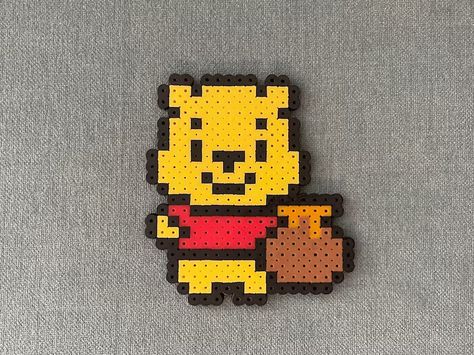 Perler Bead Ideas Disney, Perler Bead Patterns 29x29, Perler Bead Patterns Bee, Harry Potter Fuse Beads, Perler Beads Ideas Animals, Winnie The Pooh Perler Bead Patterns, Perler Beads Ideas Halloween, Iron Beads Disney, Winnie The Pooh Perler Beads