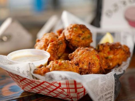 Conch Fritters Recipe, Conch Recipes, Bahamian Food, Key Lime Desserts, Key West Vacation, Conch Fritters, Lime Desserts, Villas Luxury, Fritters Recipe