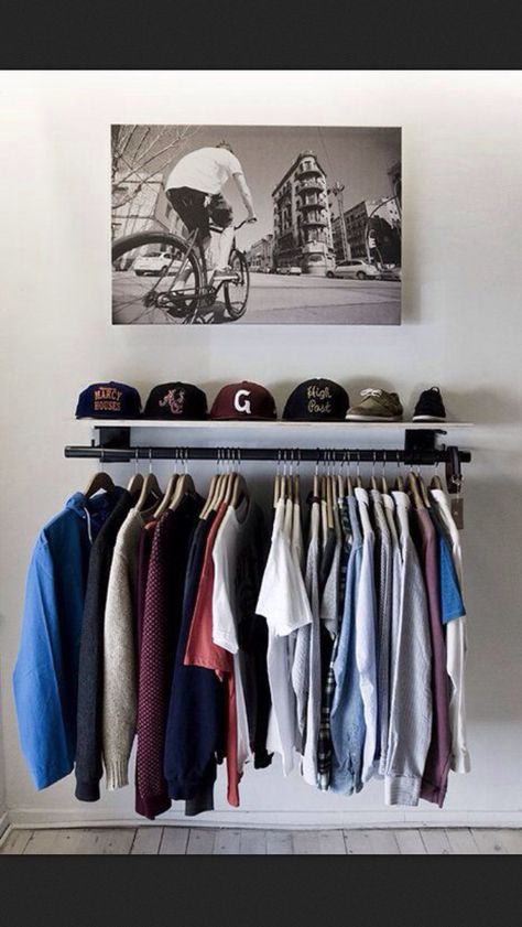 Closet Organisation, Mens Bedroom Decor, Hypebeast Room, Men Apartment, Open Closet, Mens Bedroom, Bedroom Setup, Closet Space, Room Setup