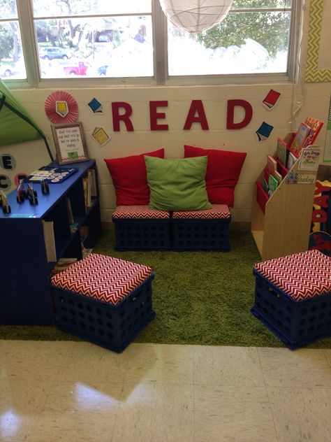 Preschool Kindergarten Classroom Decorating Classroom Set Up - Reading Center Book Nook Kindergarten Classroom, Prek Library Center Ideas, Preschool Classroom Set Up Layout Decorating Ideas, Prek Classroom Setup Small Room, Prek Reading Center, Pre K Classroom Set Up Centers, Library Center Preschool, Reading Center Preschool, Preschool Library Center Ideas