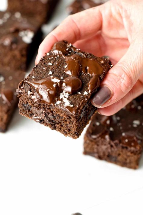 These Coconut Flour Brownies are easy, gluten-free and low-sugar brownies perfect as a fudgy healthy brownies any time of the day. Plus, these brownies are also keto friendly, and suitable for anyone following a dairy free keto diet. Coconut Flour Brownies, Dairy Free Keto, Moist Brownies, Healthy Flour, Baking With Coconut Flour, Coconut Flour Recipes, Sweet As Honey, Low Carb Flour, Healthy Brownies