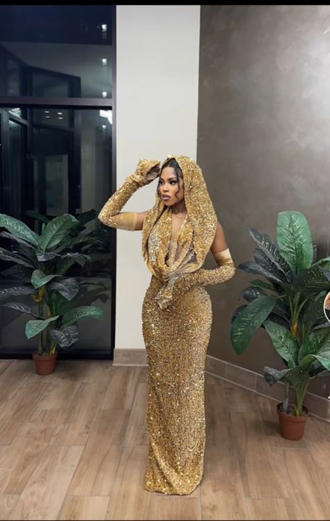 Classy Prom Dresses Elegant With Gloves, Arab Prom Dresses, Glove Prom Dress, Sleeve Prom Dress, Prom Dress With Scarf, Prom Dresses With Head Cover, Classy Gold Dress, Prom Dress With Hood, Gold Dress With Gloves