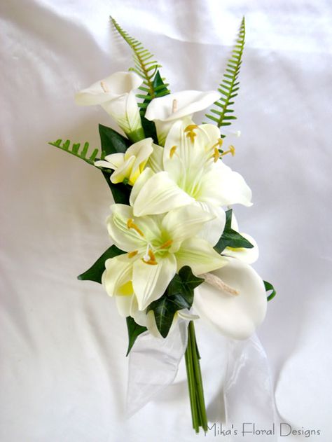 Tiger Lilly Bouquet, Lilly Bouquet Wedding, Flower Arrangements For Church, Tiger Lily Bouquet, Calla Lillies Bouquet, Lily Bridal Bouquet, Calla Lily Bouquet Wedding, Wedding Church Decor, Church Flower Arrangements