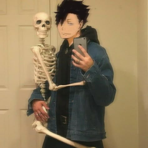 Tetsurō Kuroo, Skeleton, Real Life