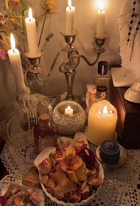 Candlelit Bedroom Aesthetic, Witch Core Room, Dark Feminine Altar, Divine Feminine Altar, Witch Aesthetic Bedroom, Romantic Candles Bedroom Vintage, Aphrodite Candle Offering, Couqutte Candle, Witchy Room