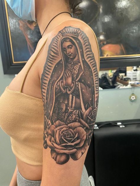 Virgin Mary Arm Sleeve, Virgin Mary Shoulder Tattoo, Virgin Mary Tattoo For Women Sleeve, Tattoo Ideas Female Mexican, Virgin Mary Arm Tattoo, Virgencita Tattoo Women, Best Neck Tattoos For Women, Virgin Mary Tattoo For Women Arm, Virgen De Guadalupe Tattoo Ideas Women