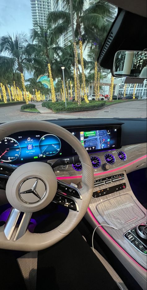 Luxury Car Interior Mercedes Benz, Mercedes Interior Aesthetic, Driving Mercedes, Mercedes Car Inside, Mercedes Benz Inside Night, Iphone Wallpaper Blur, Mens Luxury Lifestyle, R35 Gtr, Hilarious Photos