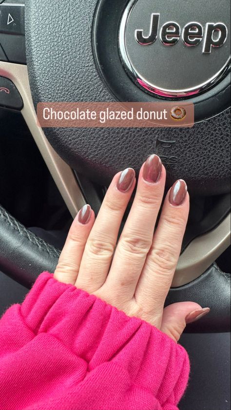 The viral chocolate glazed donut nails 🍩 Glaze Donut Nails, Glazed Donuts Nails, Chocolate Glazed Nails, Chocolate Glazed Donut Nails, Chocolate Glazed Donut, Glaze Donut, Glazed Nails, Glazed Donut Nails, Donut Nails