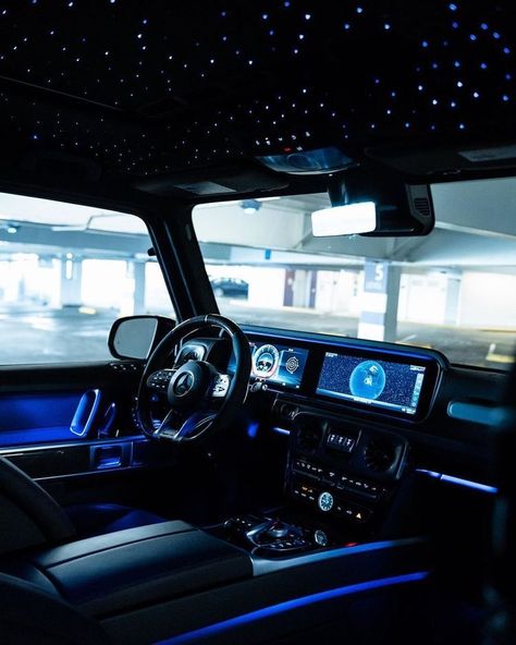 Cars Aesthetic: Explore & Inspire G Wagon Interior, Mercedes Benz Interior, Kereta Sport, Luxury Cars Mercedes, G 63 Amg, Mercedes Interior, C 63 Amg, Dream Cars Bmw, Dream Car Garage