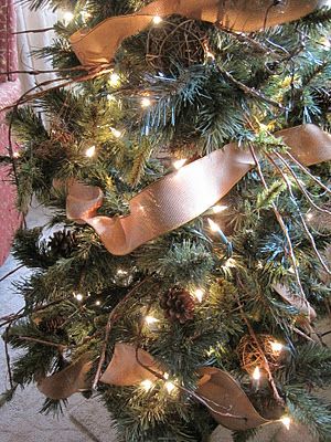 On Crooked Creek: Rustic Christmas on the Prairie. . . Christmas Tree Ribbon Garland, Mr Ed, Burlap Garland, Xmas Deco, Ribbon On Christmas Tree, Christmas Tree Garland, Jolly Holiday, Tree Garland, Decoration Originale