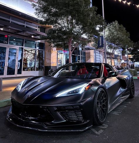 Car And Girl Wallpaper, Corvette Wheels, Black Corvette, Dodge Charger Hellcat, C8 Corvette, Aesthetic Cars, Corvette C8, Modern Cars, Top Luxury Cars