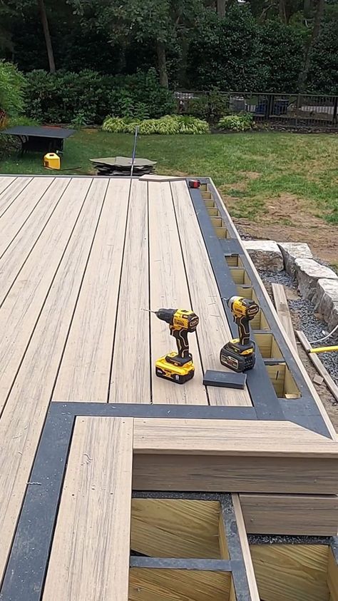 We went pretty bold on this border! What do you think of this color combo?! . . Deckorators #deckdesign #outdoordesign #outdoorliving #deck | By Premier Outdoor Living Deck With Border, Deck Border, Deck Colors, Double Picture, Deck Construction, Lake Oswego, Backyard Deck, Unique Layout, Deck Ideas