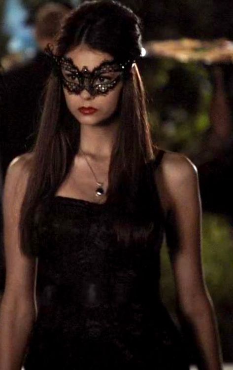 Katherine Pierce, Hair, Black