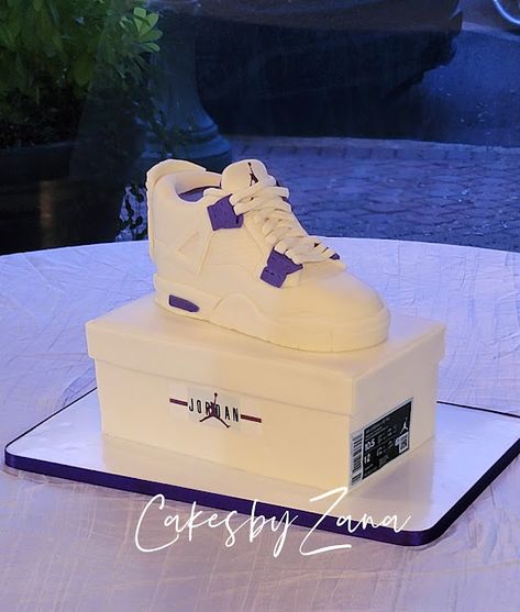 Air Jordan Birthday Cake Nike Shoes, Sneaker Cake Ideas Air Jordans, Sneaker Ball Cake, Sneaker Cake, Jordan Cake, Men Cakes, Melon Cake, Cake Wallpaper, 2nd Birthday Party For Boys