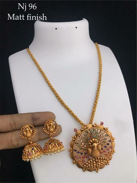 Gold Dollars For Chains, Dollar Chain Gold, Dollar Chain, Manubhai Jewellers, Small Earrings Gold, Temple Jewellery Earrings, Beautiful Diamond Earrings, Gold Bridal Necklace, Fancy Jewelry Necklace