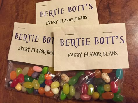 Harry Potter party – DIY Bertie Bott’s Every Flavor Beans – Wabi Sabi Crafts Harry Potter Motto Party, Harry Potter Weihnachten, Party Harry Potter, Baby Harry Potter, Harry Potter Marathon, Harry Potter Day, Harry Potter Christmas Decorations, Hogwarts Party, Harry Potter Theme Birthday