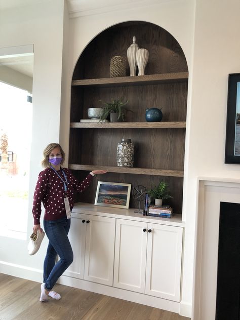 Arched Built Ins With Tv, Built In Arch In Wall, Arches Built Ins, Built In With Arch, Arched Alcove Ideas Living Room, Built In Arched Bookshelves, Arch Built In Shelves, Formal Dining Room Ideas Alternative, Curved Alcove