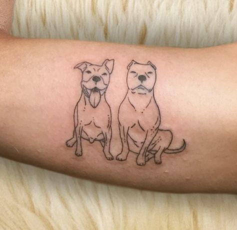 Rottweiler Tattoo, Tatoo Dog, Dog Portrait Tattoo, Pitbull Tattoo, Pawprint Tattoo, Inspiration Tattoos, Memorial Tattoos, Tattoo Outline, Dog Tattoo