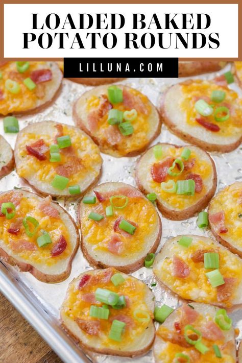 Loaded Baked Potato Rounds are a simple, quick and delicious side. Dip it in sour cream or your favorite dip! #appetizer #bakedpotatorounds #potatorounds #potatoes #bakedpotatoes Loaded Potato Appetizer, Baked Potato Rounds, Potato Appetizer, Potato Rounds, Pork Crockpot Recipes, Potato Appetizers, Making Baked Potatoes, Loaded Baked Potato, Dried Potatoes