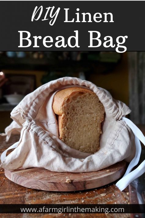 A Farm Girl in the Making | DIY Linen Bread Bag for Homemade Bread | https://afarmgirlinthemaking.com Bread Cloth Pattern, Reusable Bread Bag, How To Wrap Homemade Bread For A Gift, Diy Bread Bags, Linen Sewing Ideas, Diy Bread Bag, Bread Accessories, Veggie Stand, Linen Bread Bag