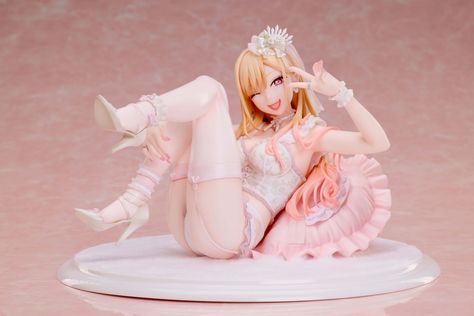 Dress Up Darling, Kawaii Toys, Kawaii Core, Gesture Drawing, Anime Figurines, Figure Poses, Cute Pajamas, Dynamic Poses, Anime Dolls