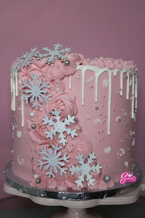 Winter Onederland Party Girl Cake, Winter Onederland Cake Smash, Winter Onederland Smash Cake, Pink Winterland Birthday Party, Pink Winter Wonderland Cake, Pink Snowflake Cake, Winter Wonderland Pink Cake, Snowflake Baby Shower Cake, Snowflake First Birthday Cake