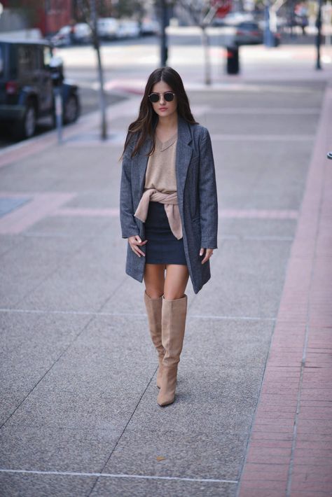 Paola Alberdi I @blank_itinerary I www.blankitinerary.com // wearing RES Denim denim skirt Paola Alberdi, Happy Wednesday Everyone, Neutral Sweaters, Fashion 2016, Skirts With Boots, Soft Summer, Happy Wednesday, Vintage Coat, 2016 Fashion