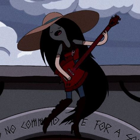 Marceline Pfp Aesthetic, Marceline Icon, Adventure Time Style, Marceline And Princess Bubblegum, Marceline And Bubblegum, Adventure Time Wallpaper, Marceline The Vampire Queen, Adventure Time Marceline, Vampire Queen