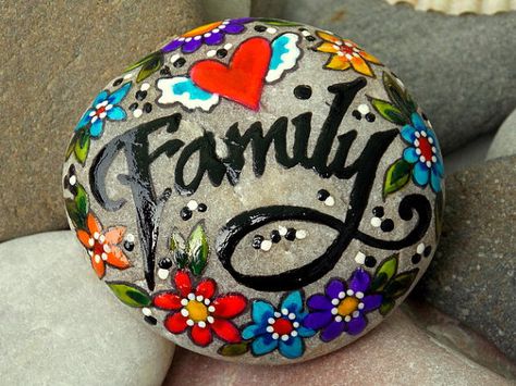 Painted Rock Family, Family Painted Rocks, Family Rock Painting, Yellow Lipstick, Flower Rocks, Family Adoption, Inspirational Rocks, Rock Family, Rocks Painted