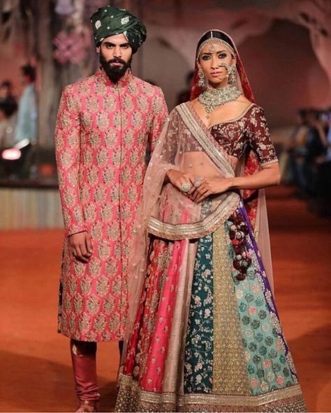 Sabyasachi Couture, Multicolor Lehenga, Design Outfit, Indian Bridal Lehenga, Outfits To Wear, Indian Bridal Outfits, Lakme Fashion Week, Lehenga Designs, Indian Attire